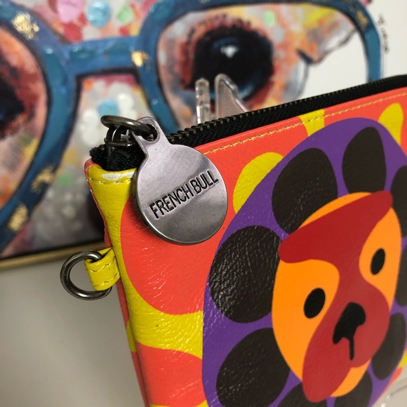 Makeup Pouch - Picture 4 of 11